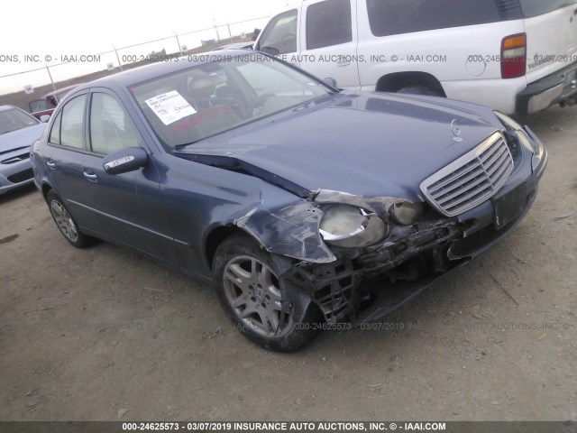 WDBUF65JX5A714982 - 2005 MERCEDES-BENZ E 320 BLUE photo 1