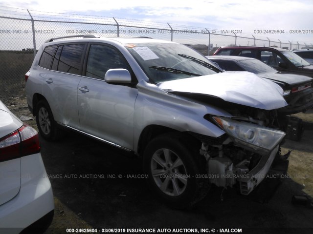 5TDZK3EH5CS071987 - 2012 TOYOTA HIGHLANDER SE SILVER photo 1