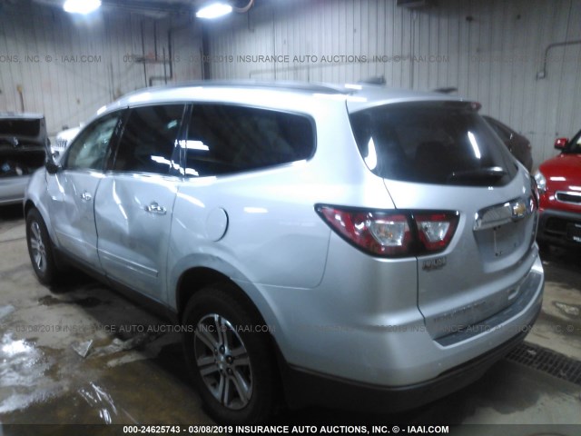 1GNKVGKD0HJ242402 - 2017 CHEVROLET TRAVERSE LT SILVER photo 3