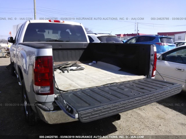 1GTR2WE33BZ124737 - 2011 GMC SIERRA K1500 SLT SILVER photo 8