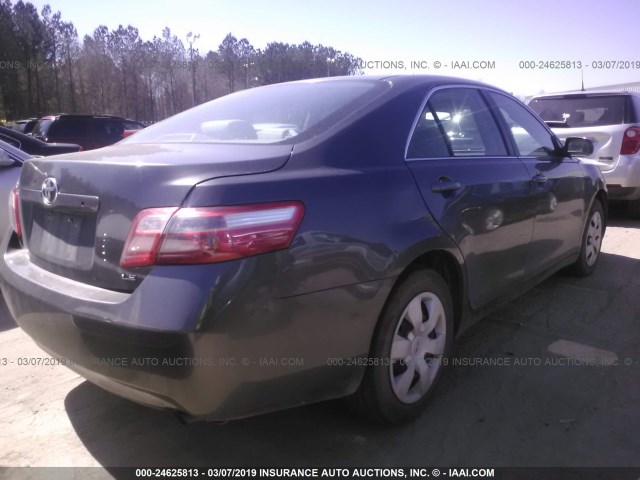 4T1BE46K07U074107 - 2007 TOYOTA CAMRY NEW GENERAT CE/LE/XLE/SE GRAY photo 4