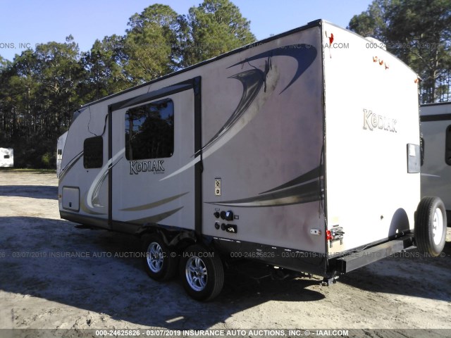 47CTS5L25DK172955 - 2013 KODIAK RV  WHITE photo 3