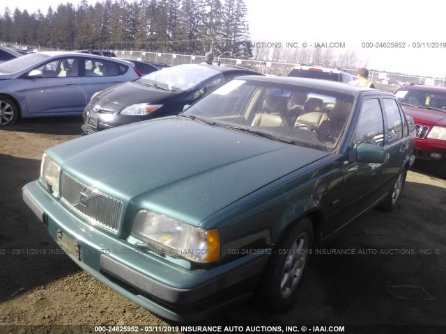 YV1LS5503P2031099 - 1993 VOLVO 850 GREEN photo 2