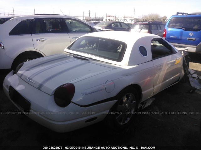 1FAHP60AX3Y101326 - 2003 FORD THUNDERBIRD  WHITE photo 4