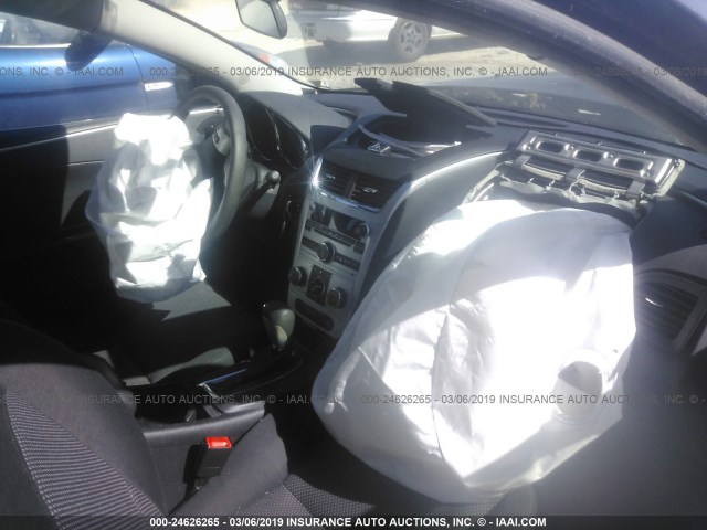 1G1ZC5E09A4161647 - 2010 CHEVROLET MALIBU 1LT 灰色 照片 5