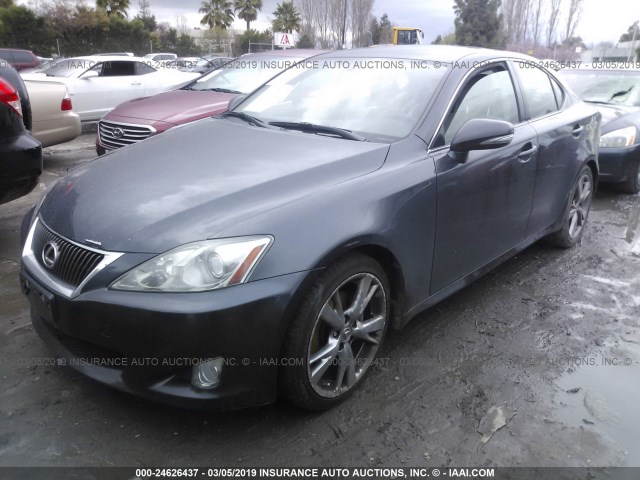 JTHBF5C25A5122843 - 2010 LEXUS IS 250 GRAY photo 2