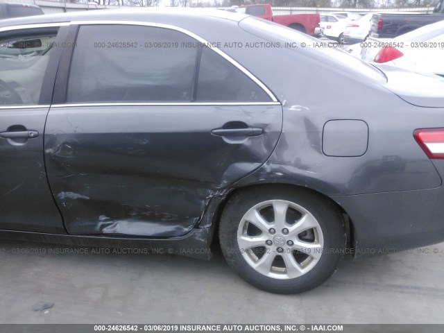 4T4BF3EK5BR102202 - 2011 TOYOTA CAMRY SE/LE/XLE GRAY photo 6