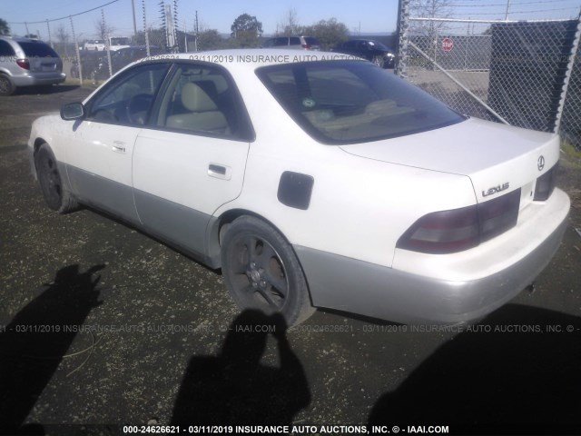 JT8BF28G810310787 - 2001 LEXUS ES 300 WHITE photo 3