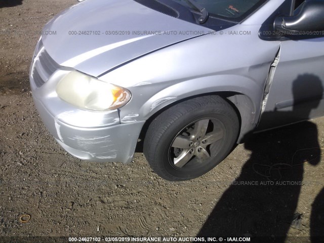 1D4GP45R95B204478 - 2005 DODGE CARAVAN SXT SILVER photo 6