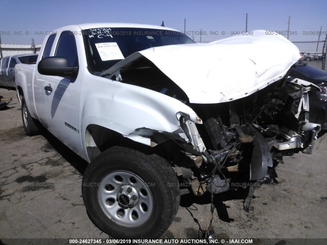 1GTEC19X79Z154183 - 2009 GMC SIERRA C1500 WHITE photo 1