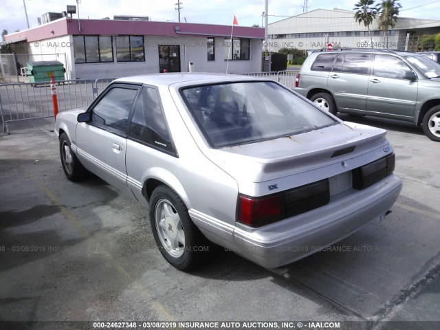 1FACP41E8NF101758 - 1992 FORD MUSTANG LX SILVER photo 3