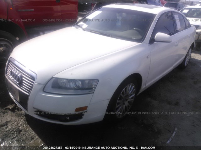 WAUDH74FX6N135836 - 2006 AUDI A6 3.2 QUATTRO WHITE photo 2