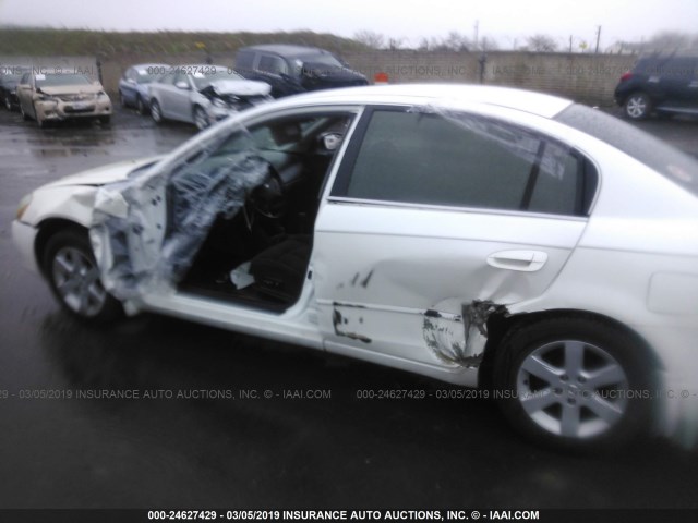 1N4AL11D62C244200 - 2002 NISSAN ALTIMA S/SL WHITE photo 6