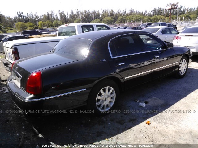 2LNBL8CV8AX631485 - 2010 LINCOLN TOWN CAR SIGNATURE LIMITED BLACK photo 4