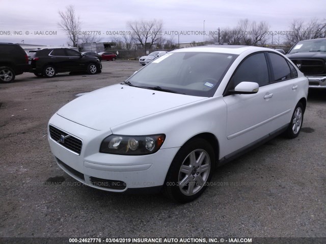 YV1MS382362170153 - 2006 VOLVO S40 2.4I WHITE photo 2