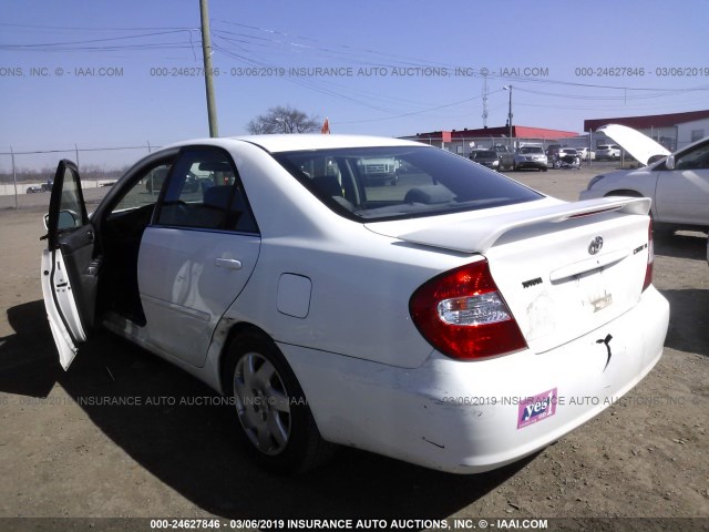 4T1BE32K94U372196 - 2004 TOYOTA CAMRY LE/XLE/SE WHITE photo 3