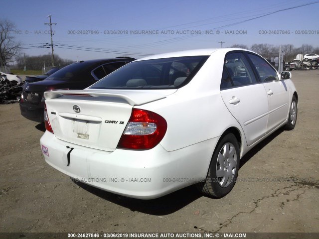 4T1BE32K94U372196 - 2004 TOYOTA CAMRY LE/XLE/SE WHITE photo 4