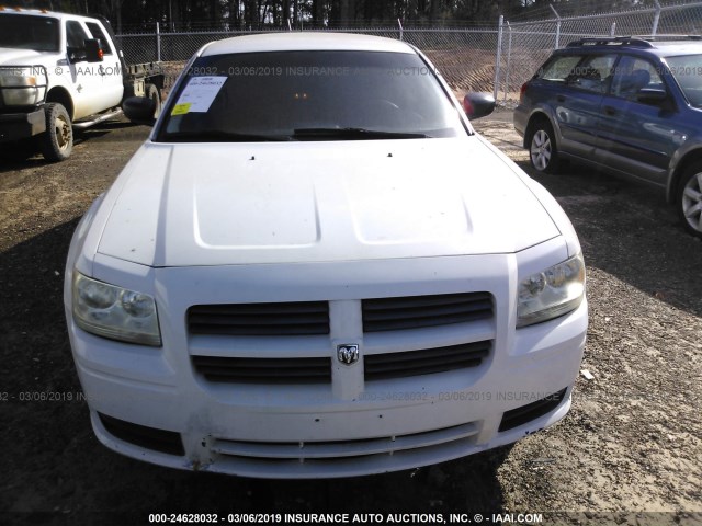 2D4FV47TX8H221537 - 2008 DODGE MAGNUM WHITE photo 6