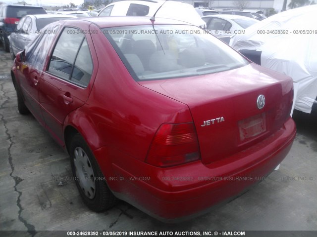 3VWRC29M0XM025968 - 1999 VOLKSWAGEN JETTA GL RED photo 3