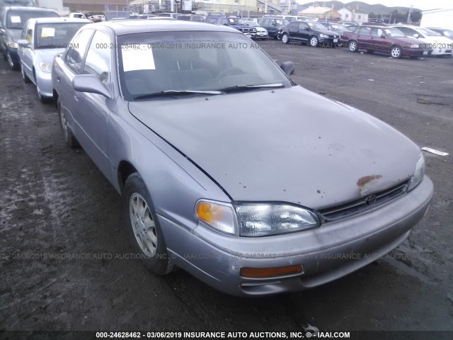 4T1BG12K0TU663439 - 1996 TOYOTA CAMRY DX/LE/XLE GRAY photo 1