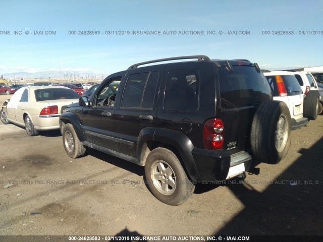 1J4GL38K35W678558 - 2005 JEEP LIBERTY RENEGADE BLACK photo 3