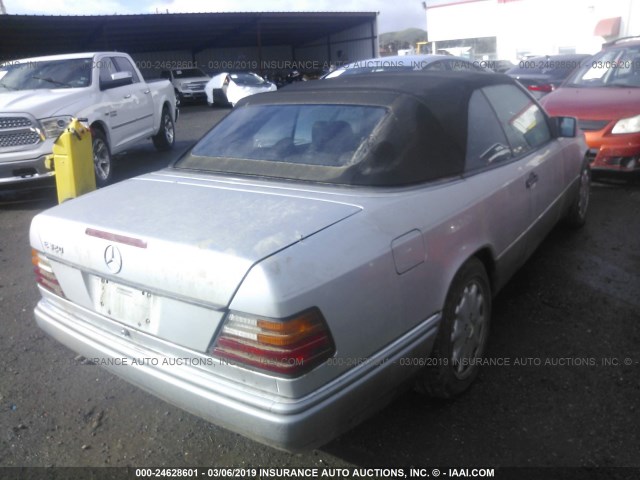 WDBEA66E1SC223205 - 1995 MERCEDES-BENZ E 320 SILVER photo 4