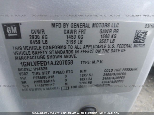 1GNLVFED1AJ207058 - 2010 CHEVROLET TRAVERSE LT SILVER photo 9