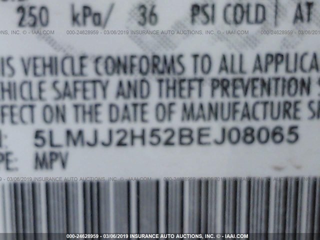 5LMJJ2H52BEJ08065 - 2011 LINCOLN NAVIGATOR 白色 照片 9