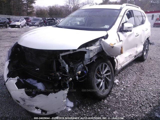 KNMAT2MV0GP687575 - 2016 NISSAN ROGUE S/SL/SV WHITE photo 6