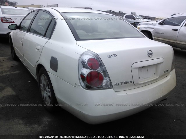 1N4AL11D45C155763 - 2005 NISSAN ALTIMA S/SL WHITE photo 3