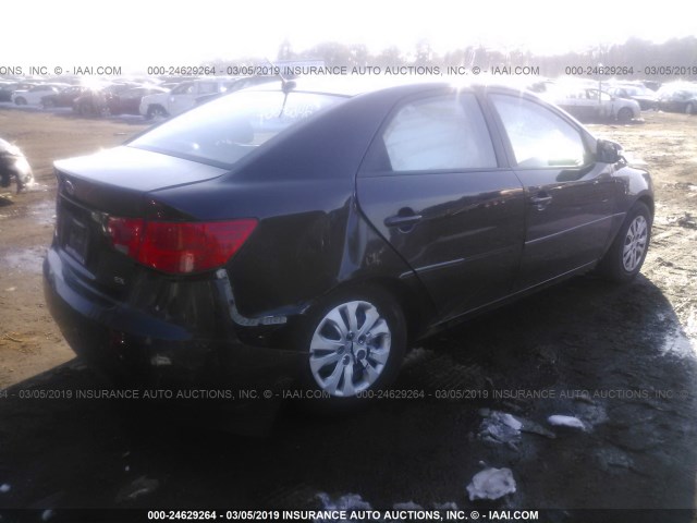 KNAFU4A21A5053653 - 2010 KIA FORTE EX BLACK photo 4