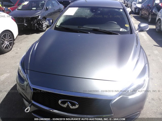 SJKCH5CP3JA056034 - 2018 INFINITI QX30 LUXURY/PREMIUM/SPORT GRAY photo 6