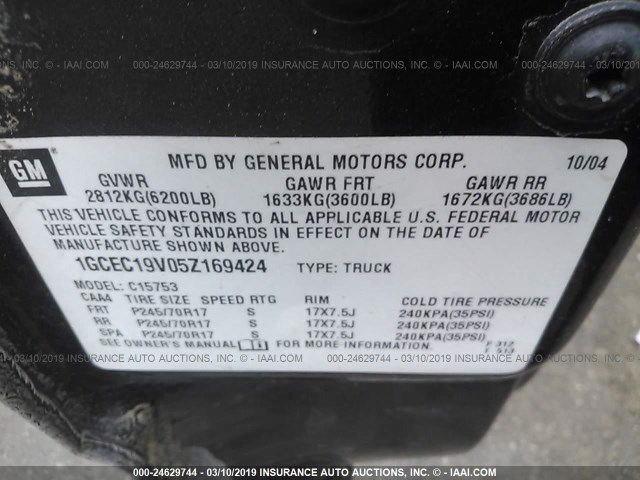 1GCEC19V05Z169424 - 2005 CHEVROLET SILVERADO C1500 GRAY photo 9