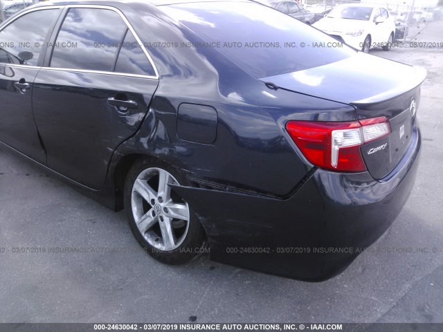 4T1BF1FK0DU290837 - 2013 TOYOTA CAMRY L/SE/LE/XLE 黑色 照片 6