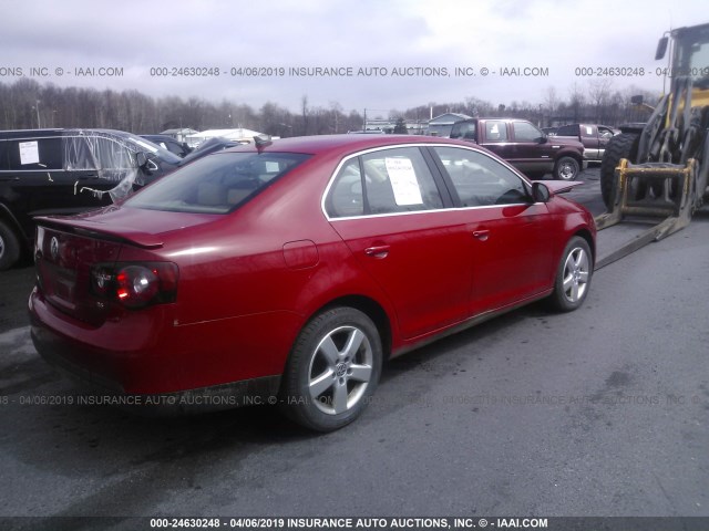 3VWRZ71K88M140342 - 2008 VOLKSWAGEN JETTA SE/SEL RED photo 4