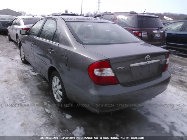 4T1BE32K03U775966 - 2003 TOYOTA CAMRY LE/XLE/SE GRAY photo 3