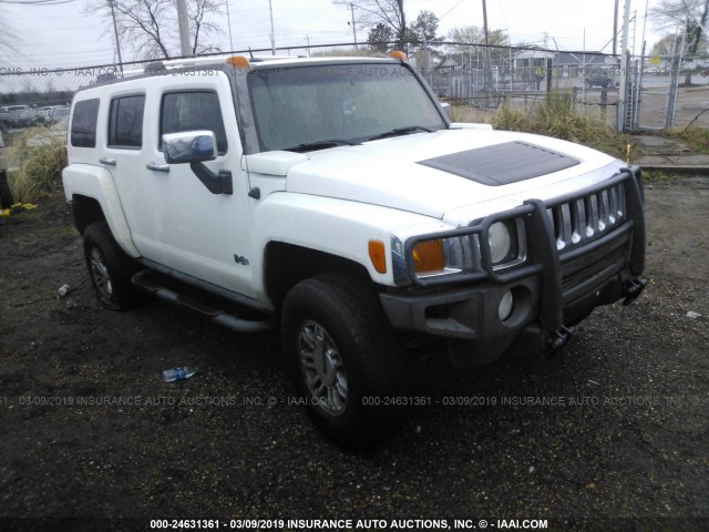 5GTDN136268108292 - 2006 HUMMER H3 WHITE photo 1