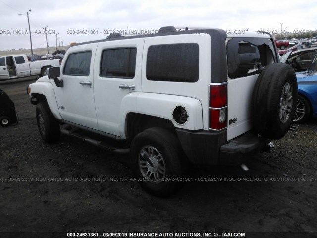 5GTDN136268108292 - 2006 HUMMER H3 WHITE photo 3