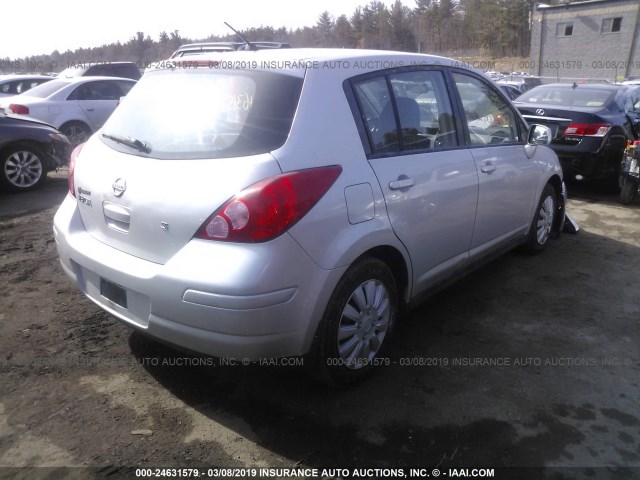 3N1BC13E47L440316 - 2007 NISSAN VERSA S/SL SILVER photo 4