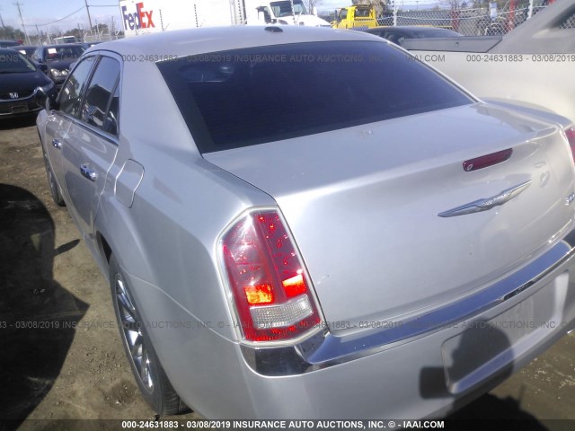 2C3CCACG0CH231486 - 2012 CHRYSLER 300 LIMITED SILVER photo 3