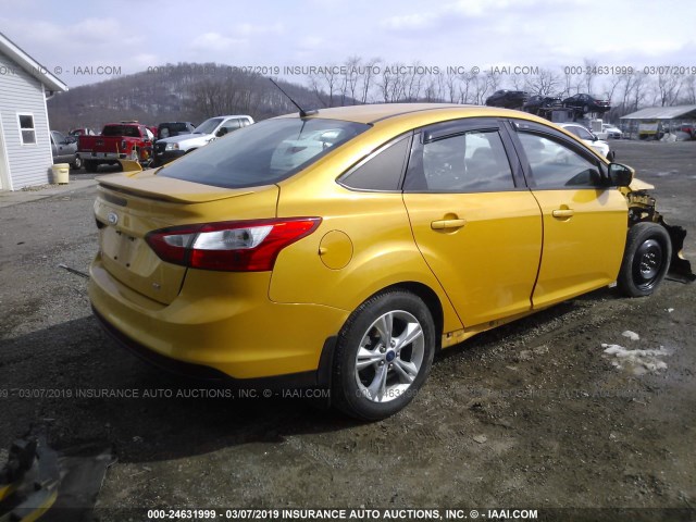 1FAHP3F29CL283578 - 2012 FORD FOCUS SE YELLOW photo 4