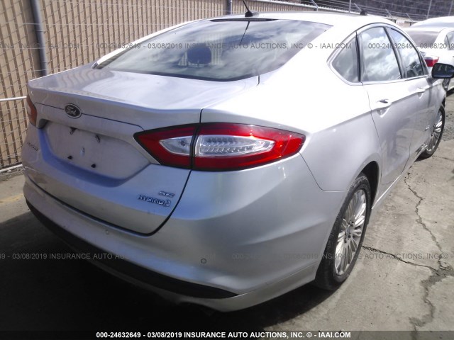 3FA6P0LU8FR295478 - 2015 FORD FUSION SE HYBRID SILVER photo 4