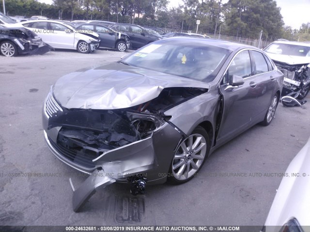 3LN6L2LU3GR600562 - 2016 LINCOLN MKZ HYBRID GRAY photo 2