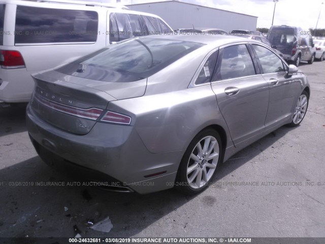 3LN6L2LU3GR600562 - 2016 LINCOLN MKZ HYBRID GRAY photo 4