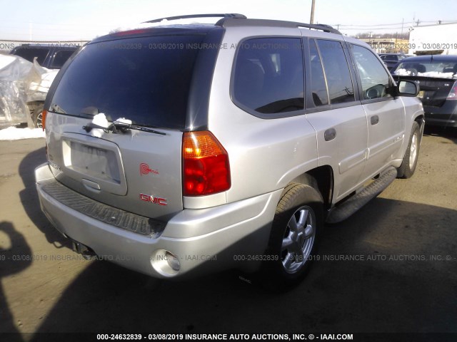 1GKDT13S652313162 - 2005 GMC ENVOY SILVER photo 4