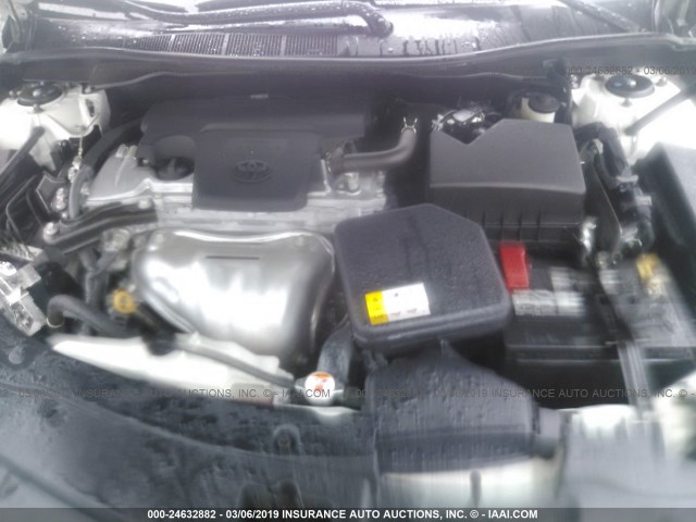 4T1BF1FK1HU629305 - 2017 TOYOTA CAMRY LE/XLE/SE/XSE WHITE photo 10