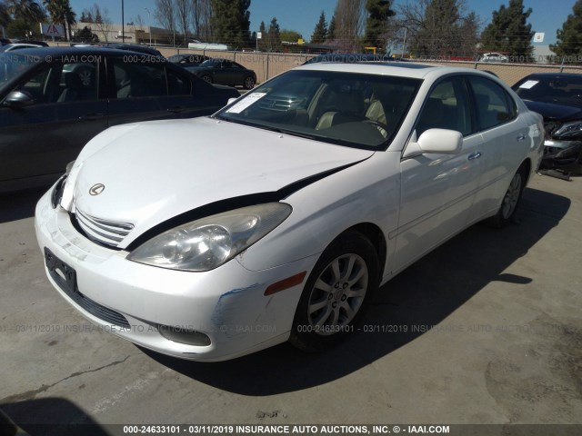 JTHBF30G020058438 - 2002 LEXUS ES 300 WHITE photo 2