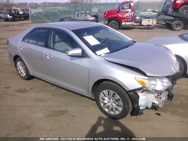 4T4BF1FK7ER372698 - 2014 TOYOTA CAMRY L/SE/LE/XLE SILVER photo 1