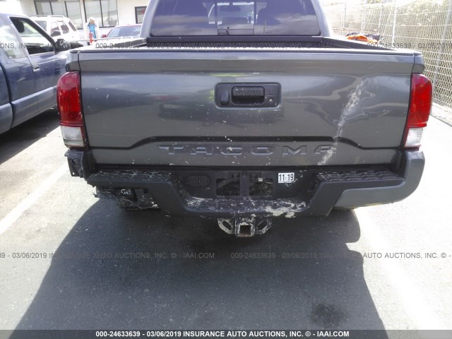 3TMCZ5AN4HM049852 - 2017 TOYOTA TACOMA DBL CAB/SR/TRDSPT/OR/PRO ნაცრისფერი ფოტო 6
