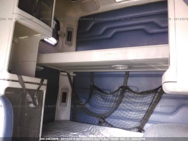 1FUJA6CK67DV31751 - 2007 FREIGHTLINER CONVENTIONAL COLUMBIA WHITE photo 7